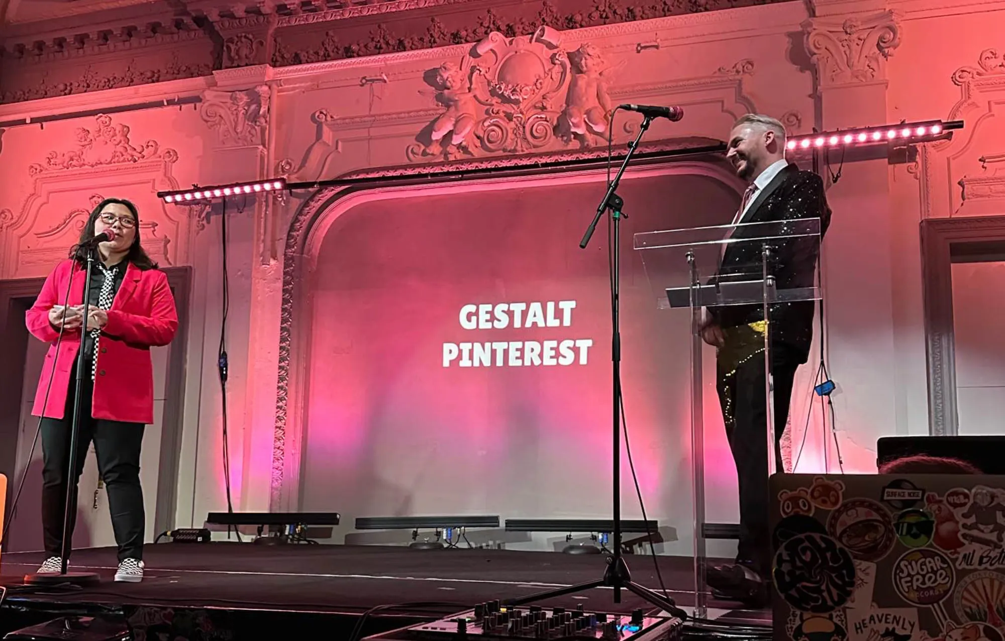 Design System Awards ceremony stage calling Gestalt as a winner.